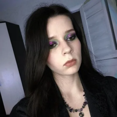 Лиза Шум