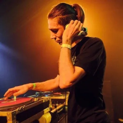 Dj Fuckir (Techno Destination p.g.)
