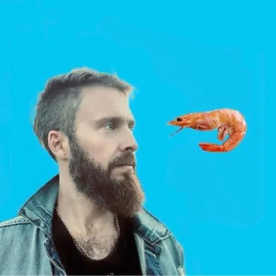 Мужик на кухне