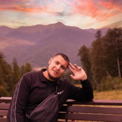 Амир Окулов🍀