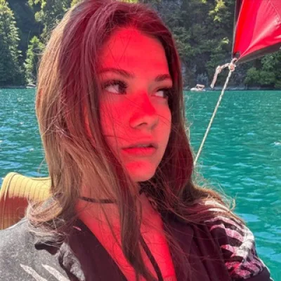 Anna🤠