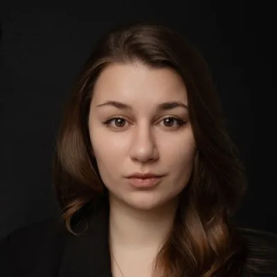 Азиза Гензер