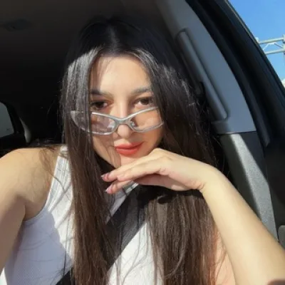 Mia