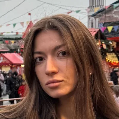Лаура Булатова