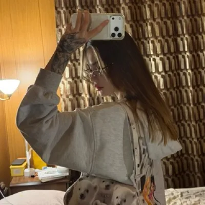 настя 🤍