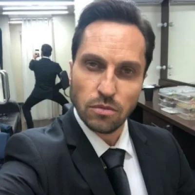 Амир