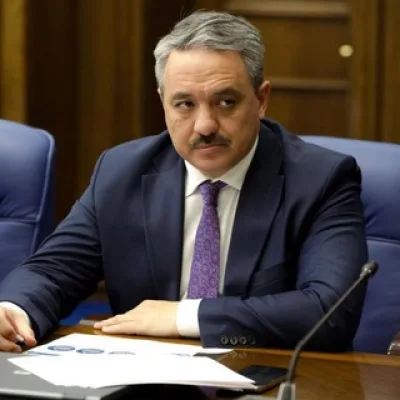 Руслан Султанов