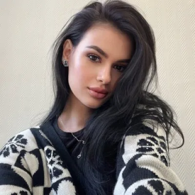 Лиза Мельникова