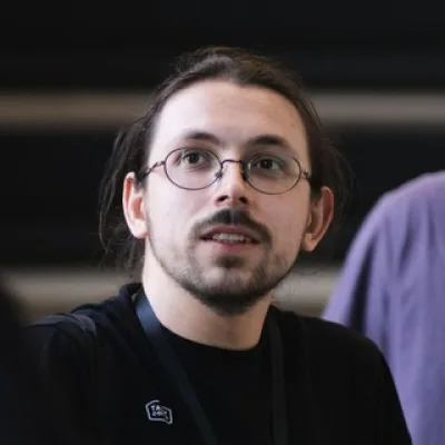Аркадий Гусаров