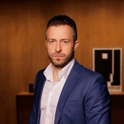 Дмитрий Петров