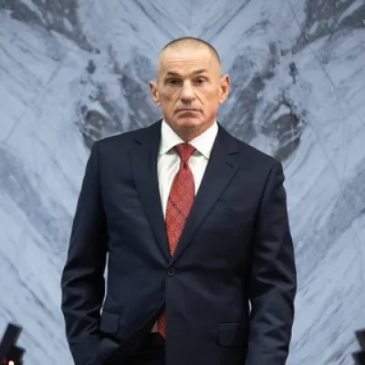 Юрий Иванов