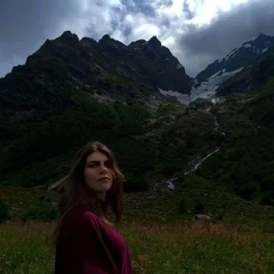 Елена Собкова