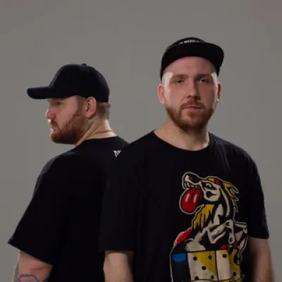 2WHALES MUSIC