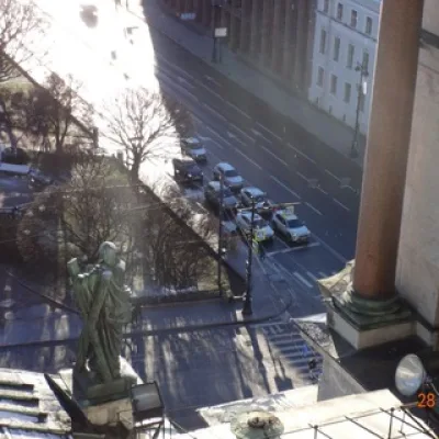 сорвав башню