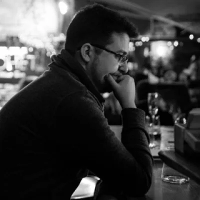 Дмитрий Комратов