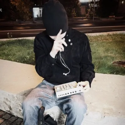 🎶